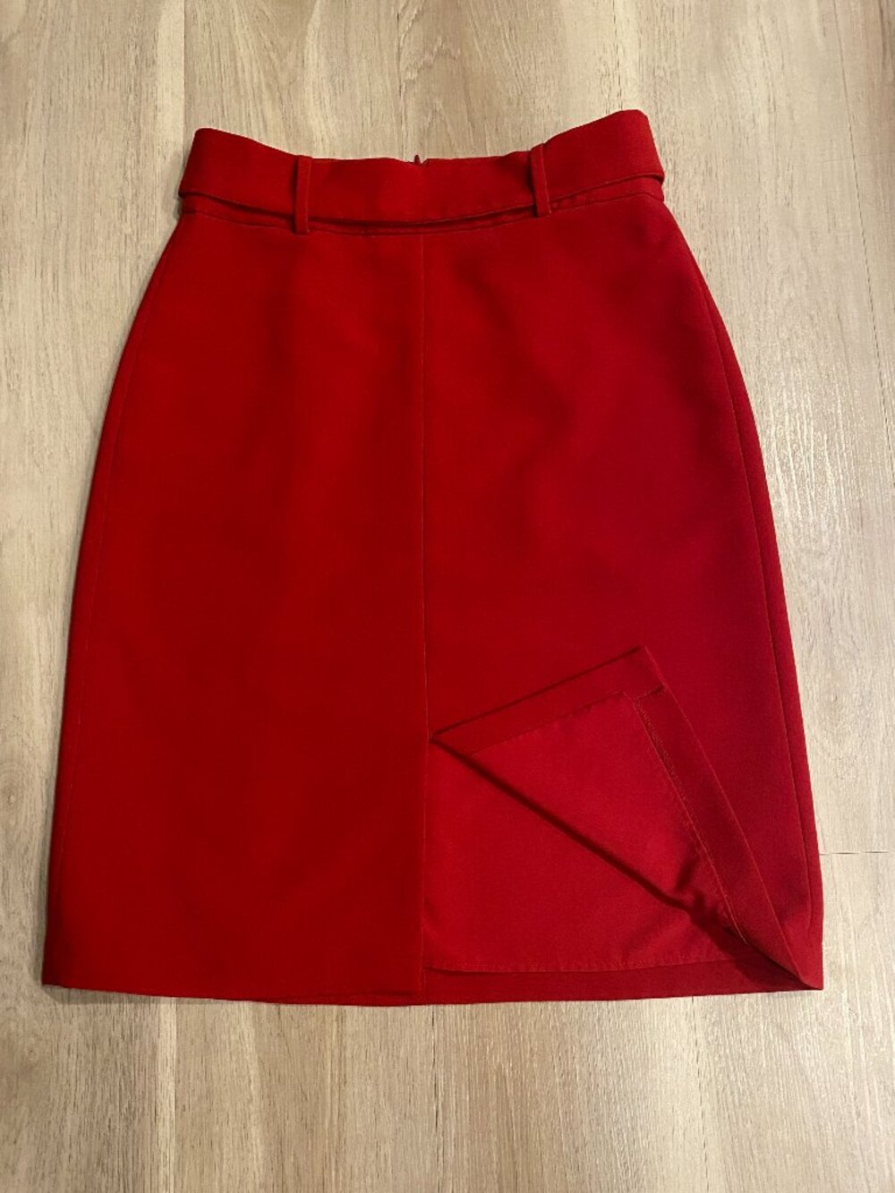 Banana Republic Red Belted Midi Pencil Skirt Size 4 Peekaboo Slit Office/Work - Picture 3 of 8